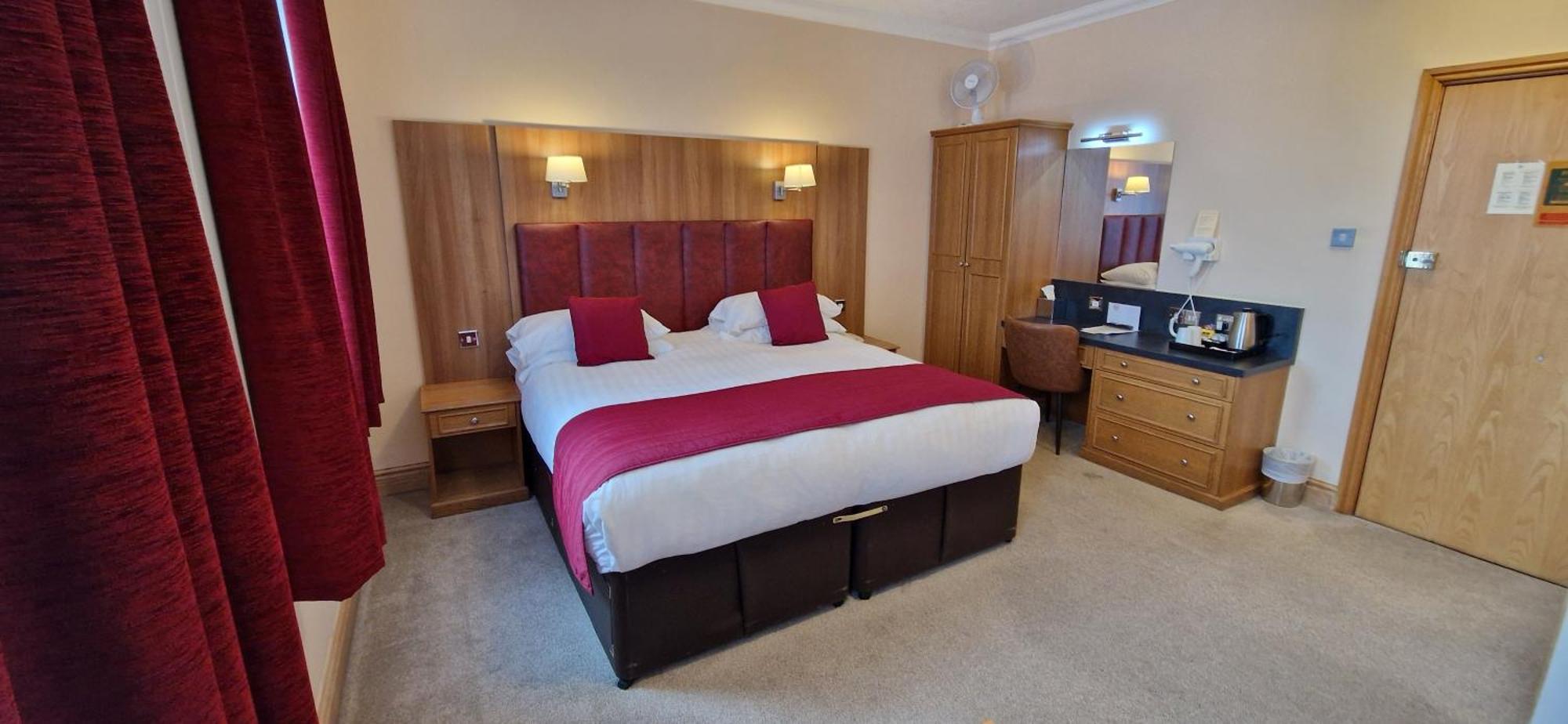 The Royal Hotel 3*
