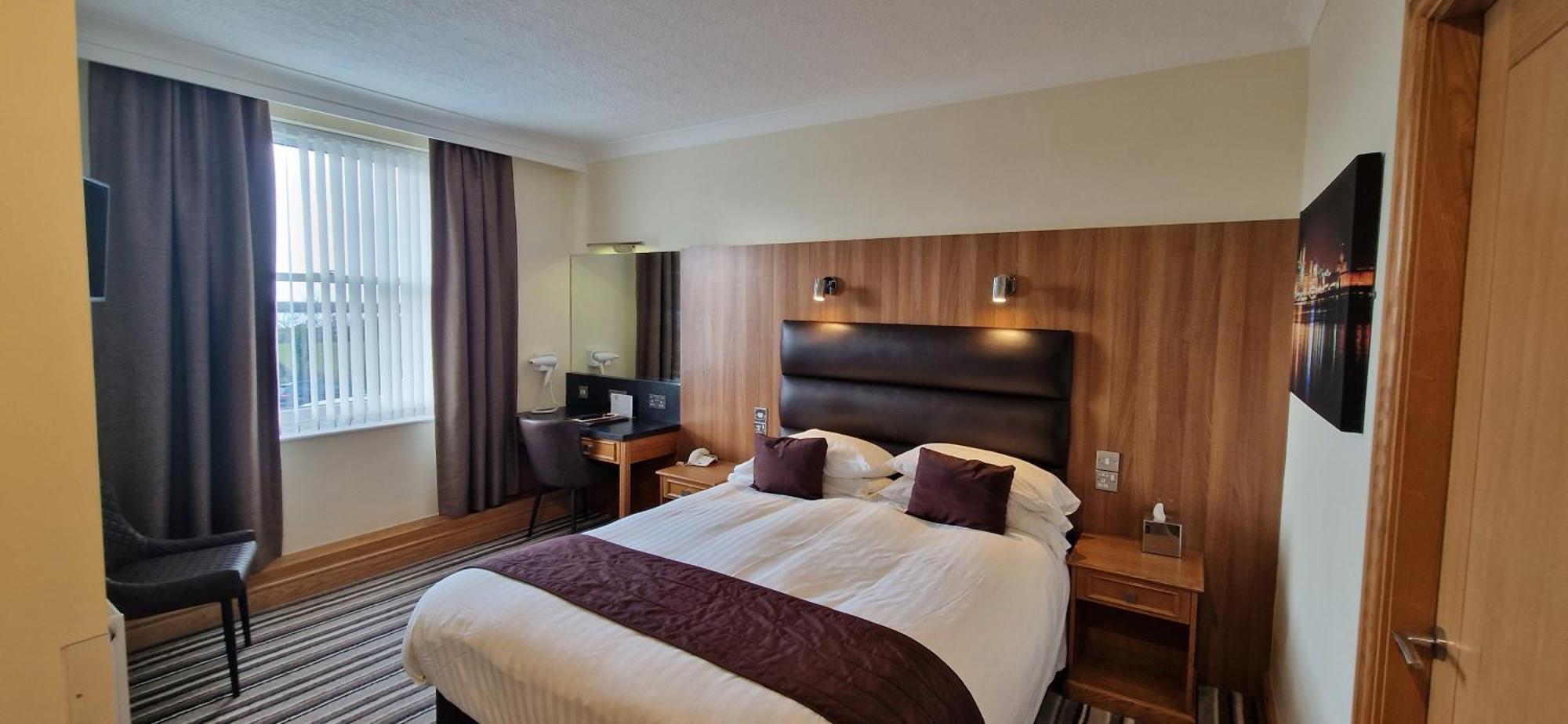 The Royal 3*