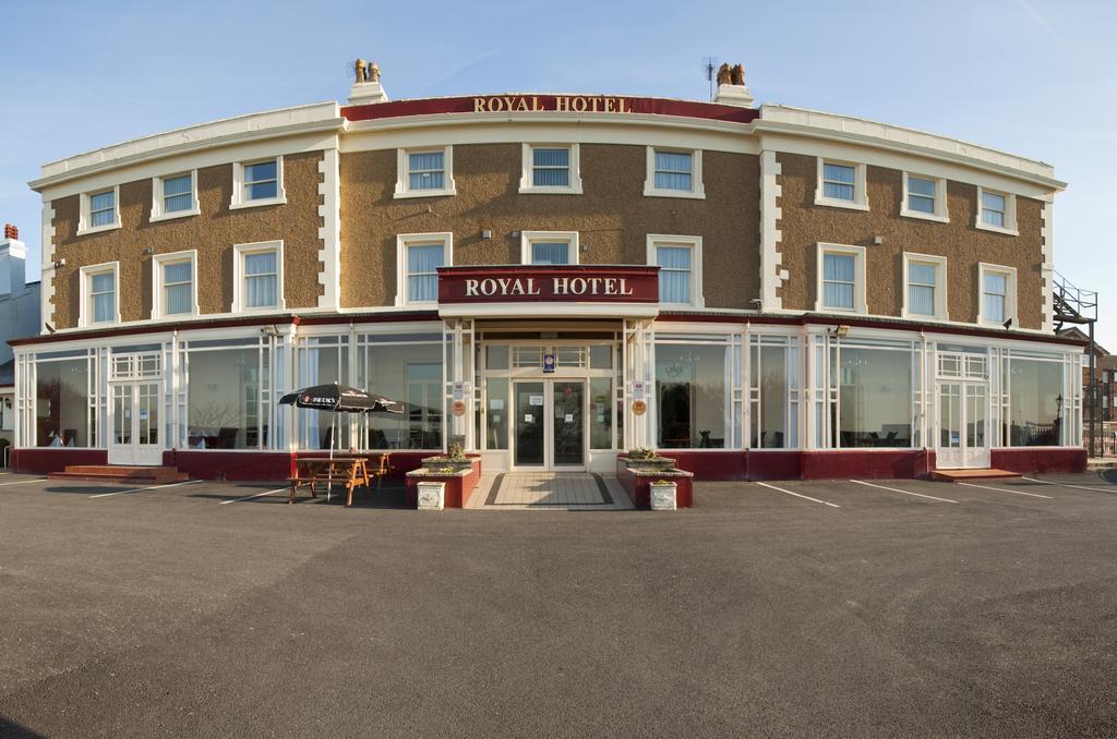 The Royal 3* Crosby (Merseyside)